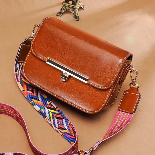 Casual retro shoulder bag